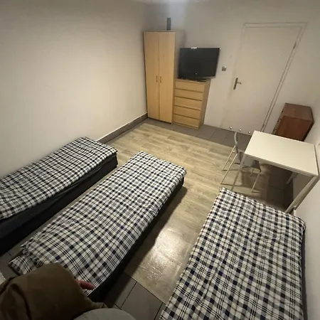 Habitación en casa particular Mitry 4 *