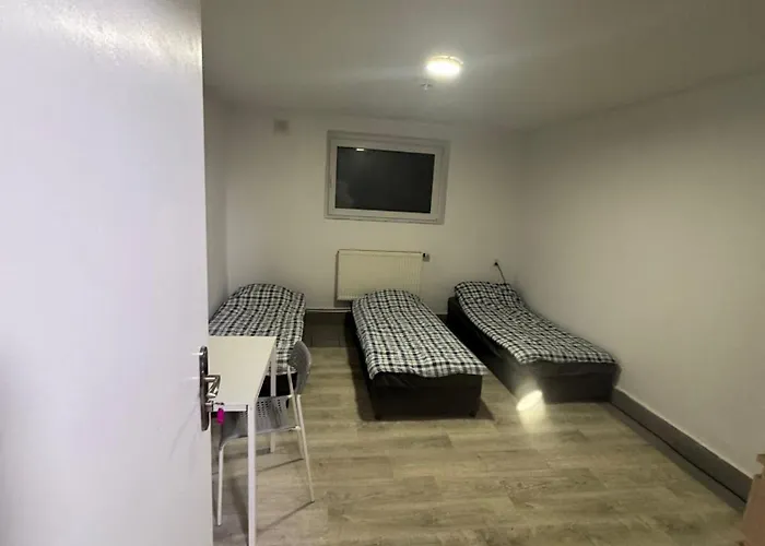 Mitry 4 גדינייה